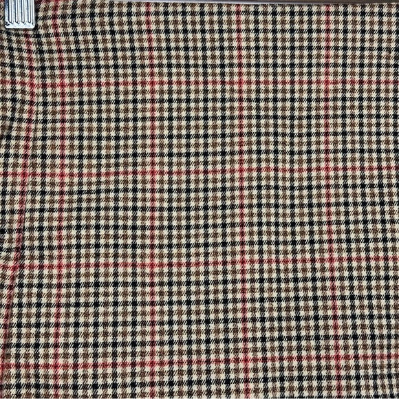 Brandy Melville Cara Glen Plaid Stretch Side Slit High Rise Mini Skirt Brown - Picture 12 of 13